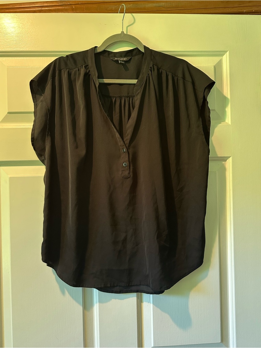 Banana Republic Black Cap Sleeve Henley Blouse